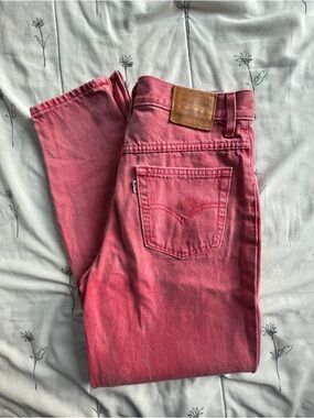 Red Levi’s Mom Jeans